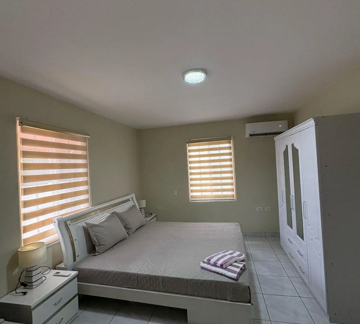 Bijou Villa Bloemond- 3Br-2Bth-Pool Studio Oranjestad Tatil Evi